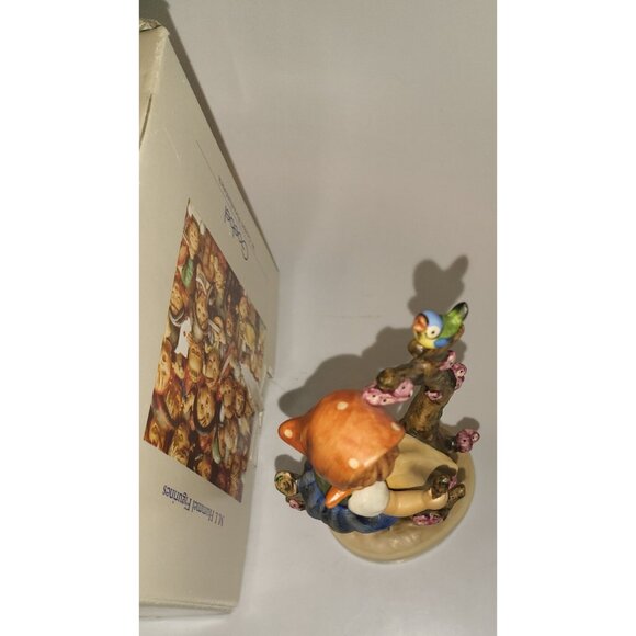 VINTAGE GOEBEL #141/1 APPLE TREE GIRL" TMK-6 HAND PAINTED FIGURINE 6 W. GERMANY! - Picture 6 of 10